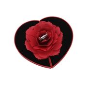 Rode cadeauverpakking hart met roos (1067313)