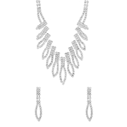 Silberfarbenes Bijoux-Set mit Halskette und Ohrringen (1068335)